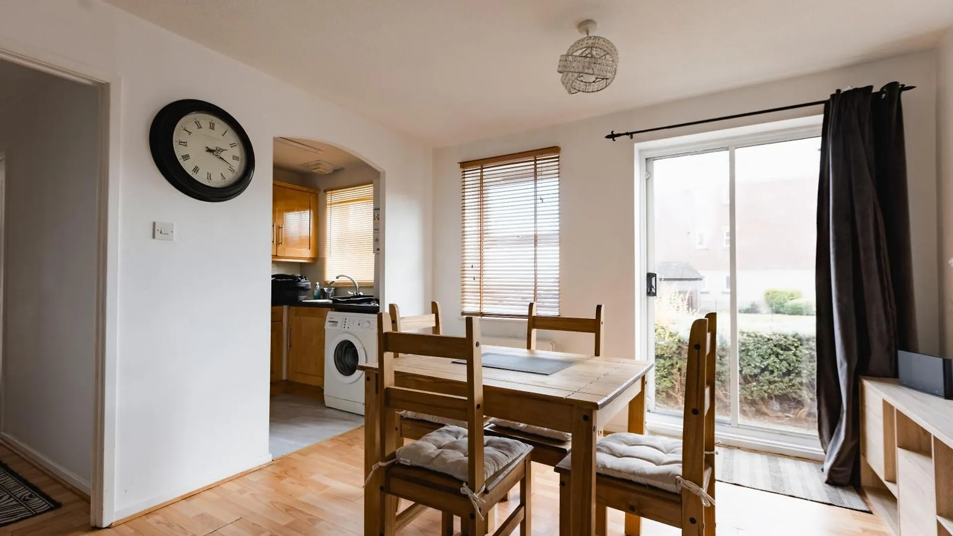 Hullidays Victora Dock- Refurbished 2024 Apartment Kingston upon Hull United Kingdom